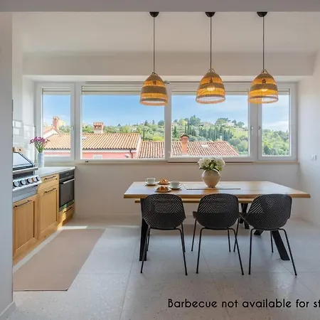 Apartamento Apartment Tbs *